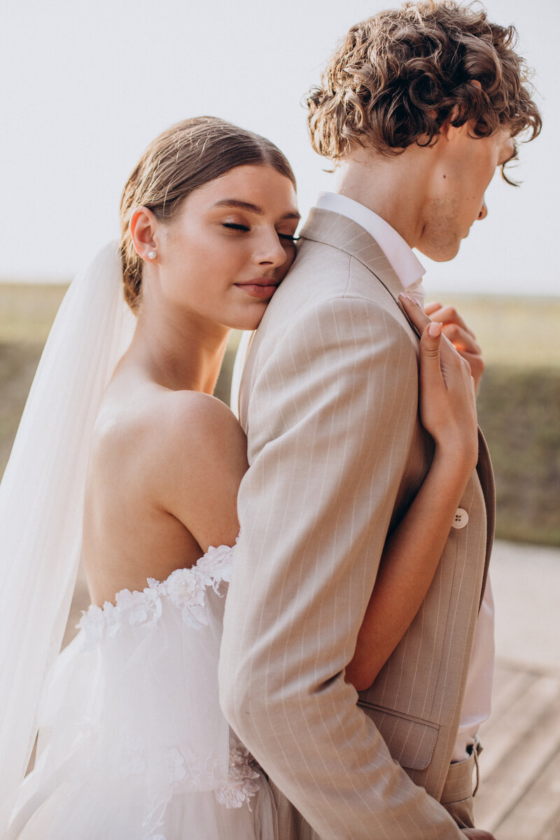 young-wedding-couple-their-wedding (1)