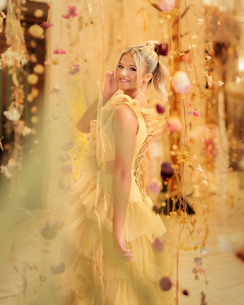 Sharon Holy is a high school senior portrait photographer in Northeast Ohio
