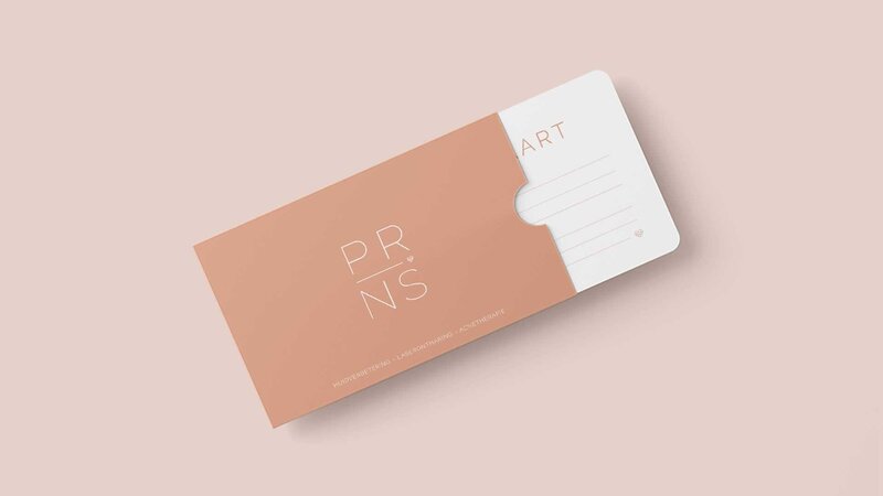 Visitekaartjes voor Prins Huidtherapie door It's a Linda Branding Studio. Grafische Vormgeving in Alkmaar