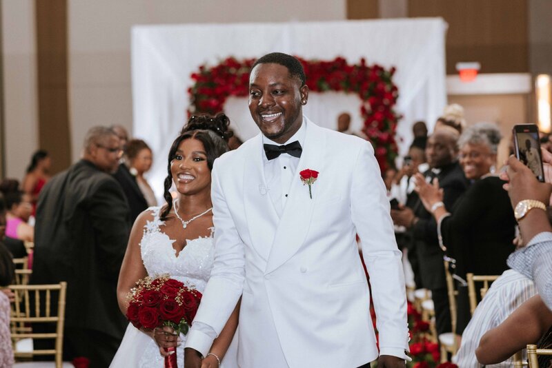 Bride and groom wedding ceremony | JW Marriott Bonnet Creek Orlando Wedding | Photos by Phavy Photography | Wedding Photographer in St. Augustine