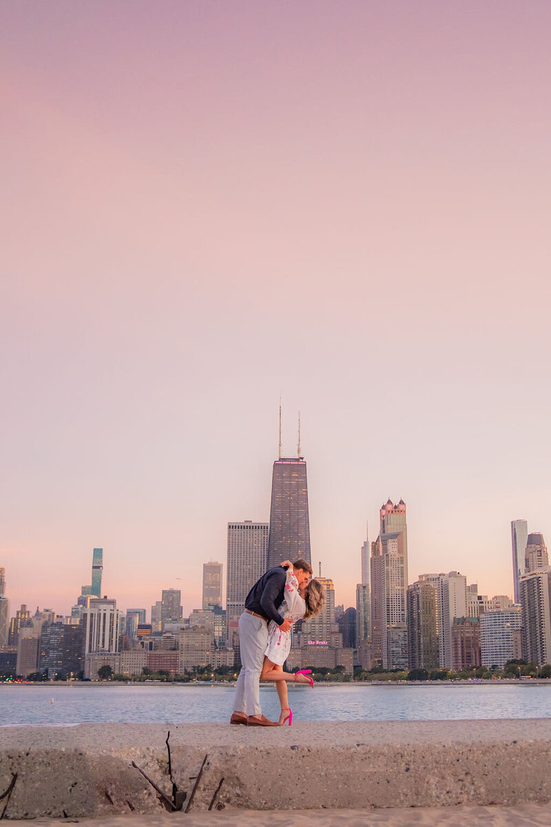 north-avenue-pier-engagement-session (13)