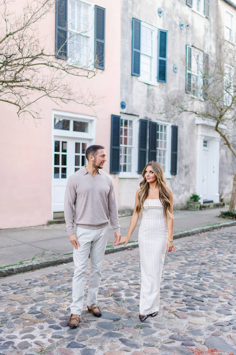 Charleston Engagement Photographers / Engagement photos in Charleston SC