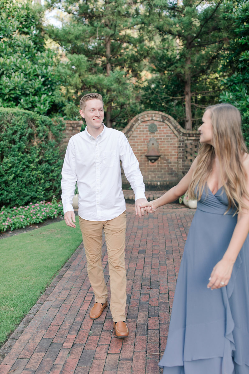 Jennifer B Photography-Sandhills Gardens-Caleb & Laura-Engagement Session-2019-0083