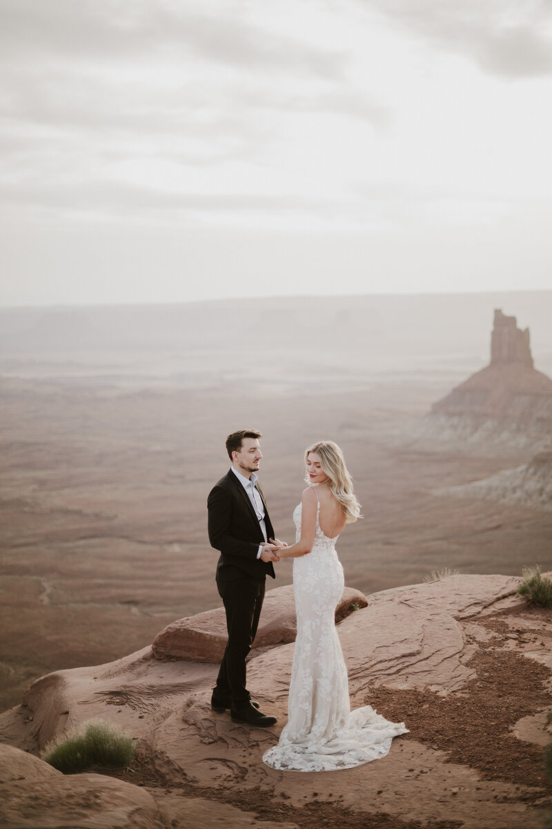 Elopement in Moab Utah