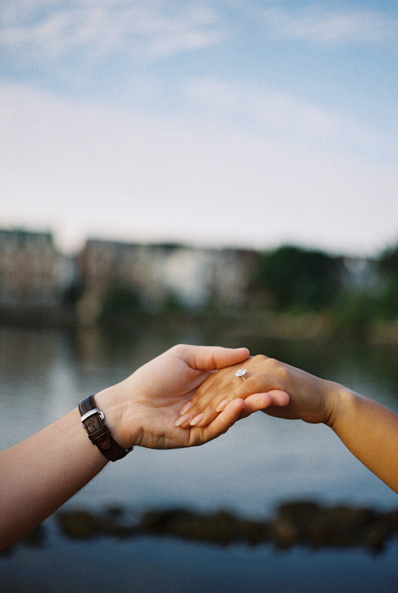 Old-Town-Alexandria-Engagement-Session-on-35mm-Vintage-Film-9