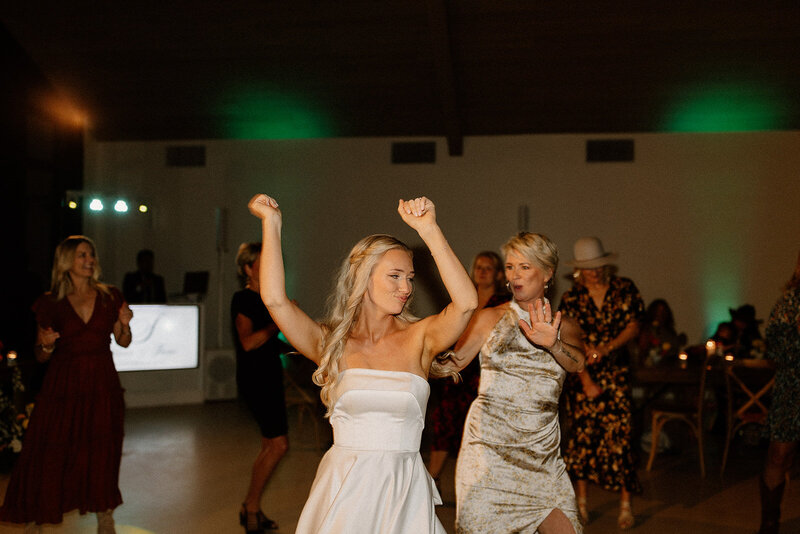 jami-oliver-wedding-preview-taylorraephotofilm-251