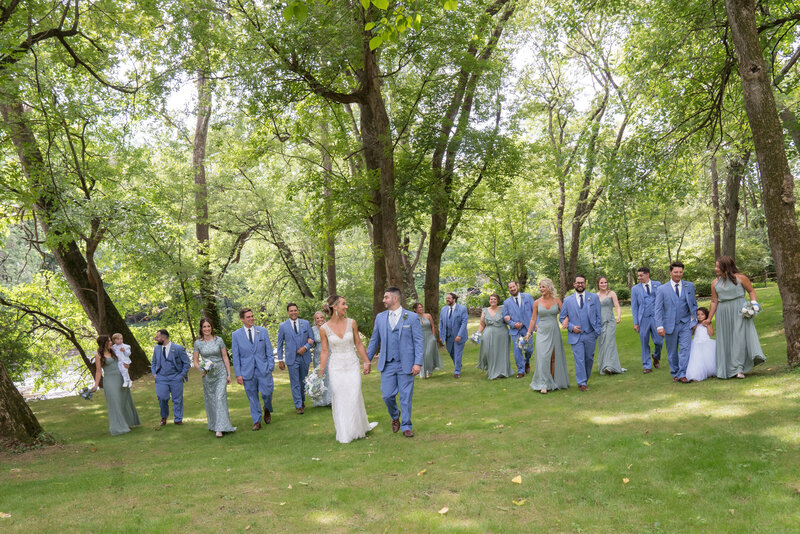 WeddingPartyfinal_HarrisburgHersheyLancasterWeddingPhotographer__PhotographybyErinLeigh_0015
