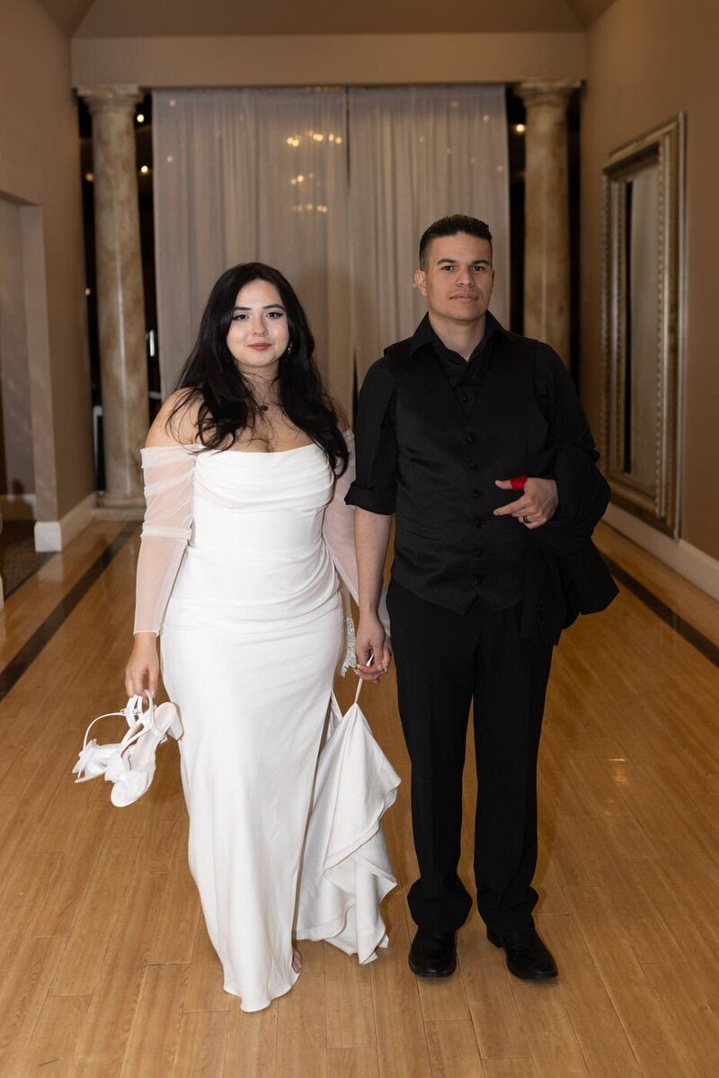 classic-and-documentary-style-wedding-photography-272