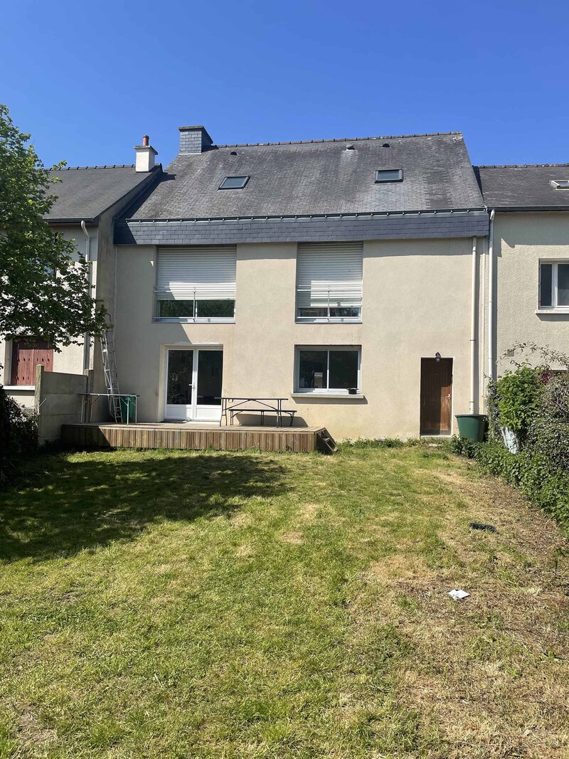 Une maison blanche