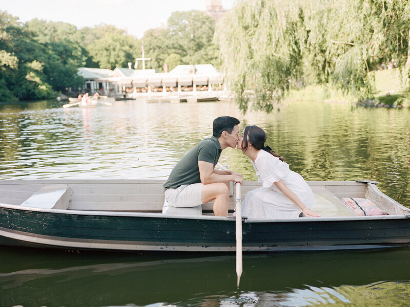nyc-engagement-session-photos-164
