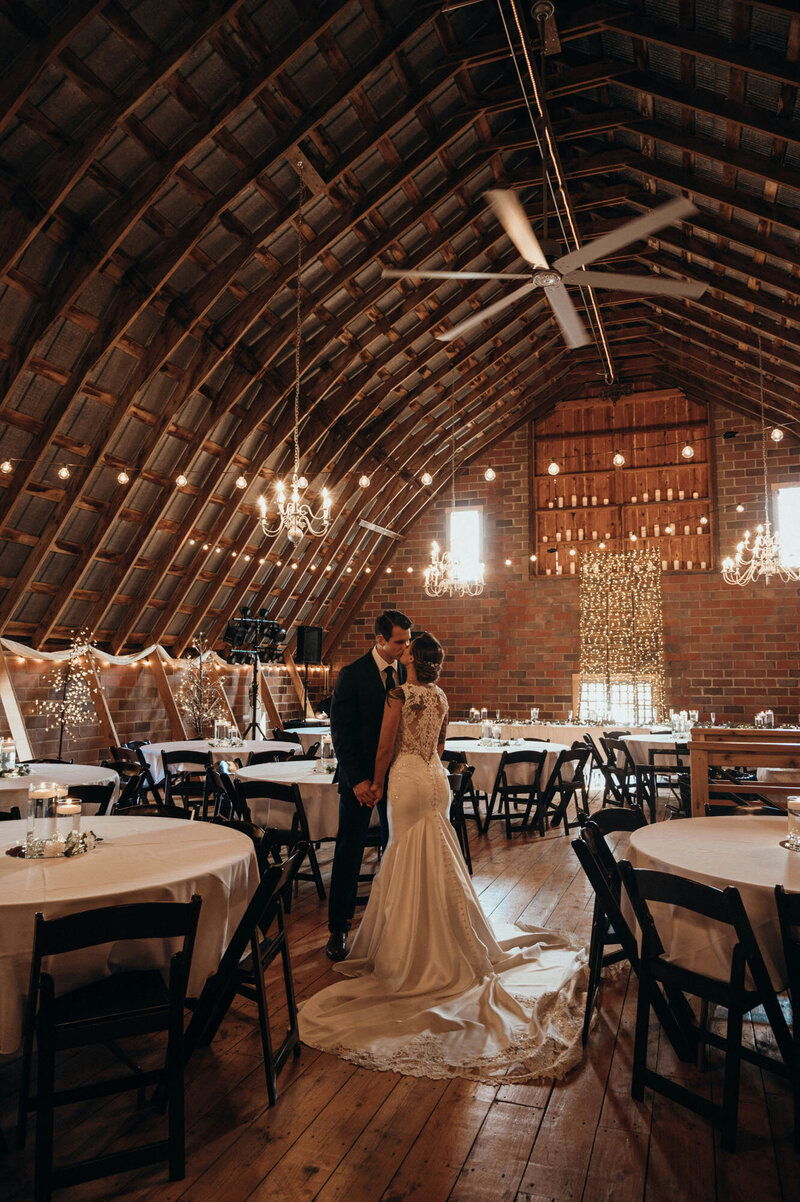 jayson-hinrichsen-aJnh0_TzdKg-unsplash
