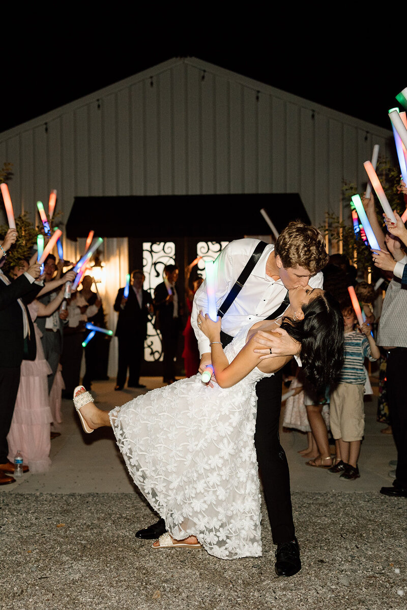 LillyLousWedding_GardenPartyWedding_0103