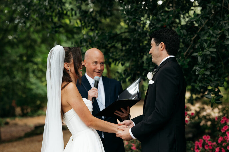 Modern wedding portraits with natural light and emotion