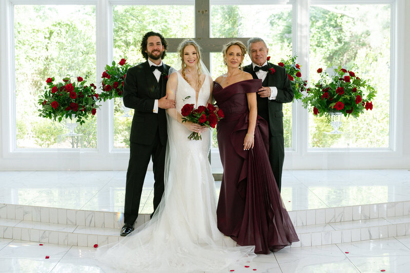 C&J_WED-386