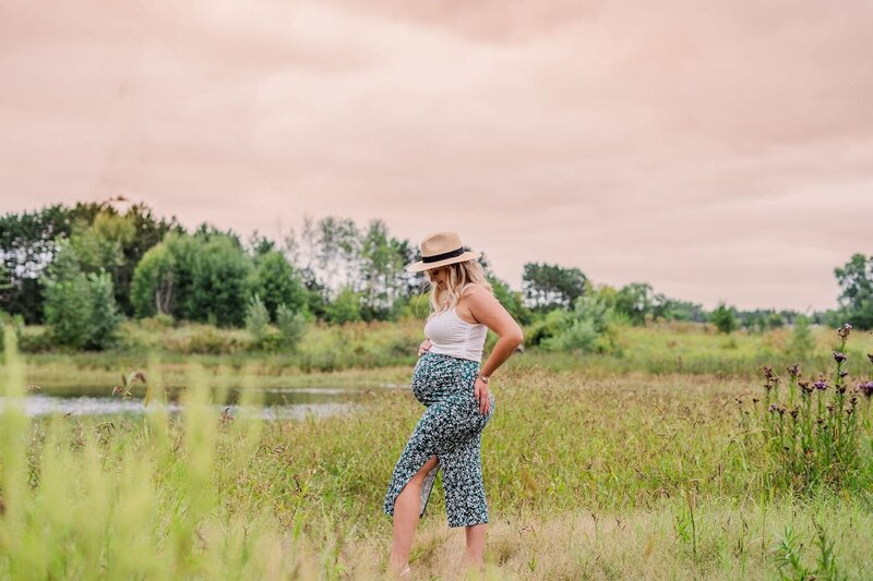 eau claire maternity photography session