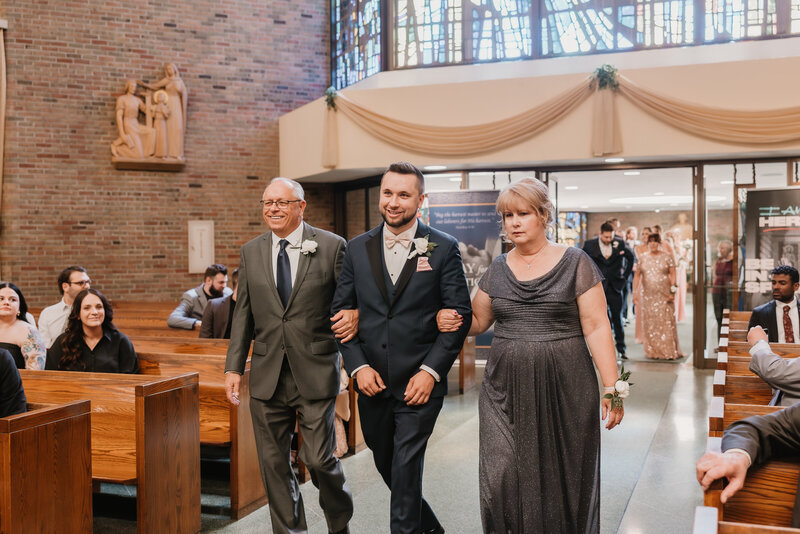 Emily & Brian - Michigan Wedding Photographer - Mariah Kasten Photo 2024-10