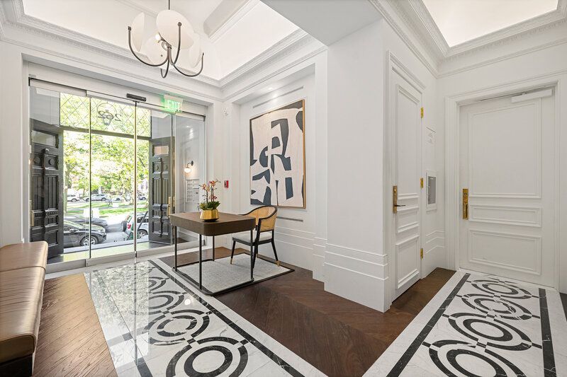 262 Commonwealth Ave Residential Lobby - Door Open