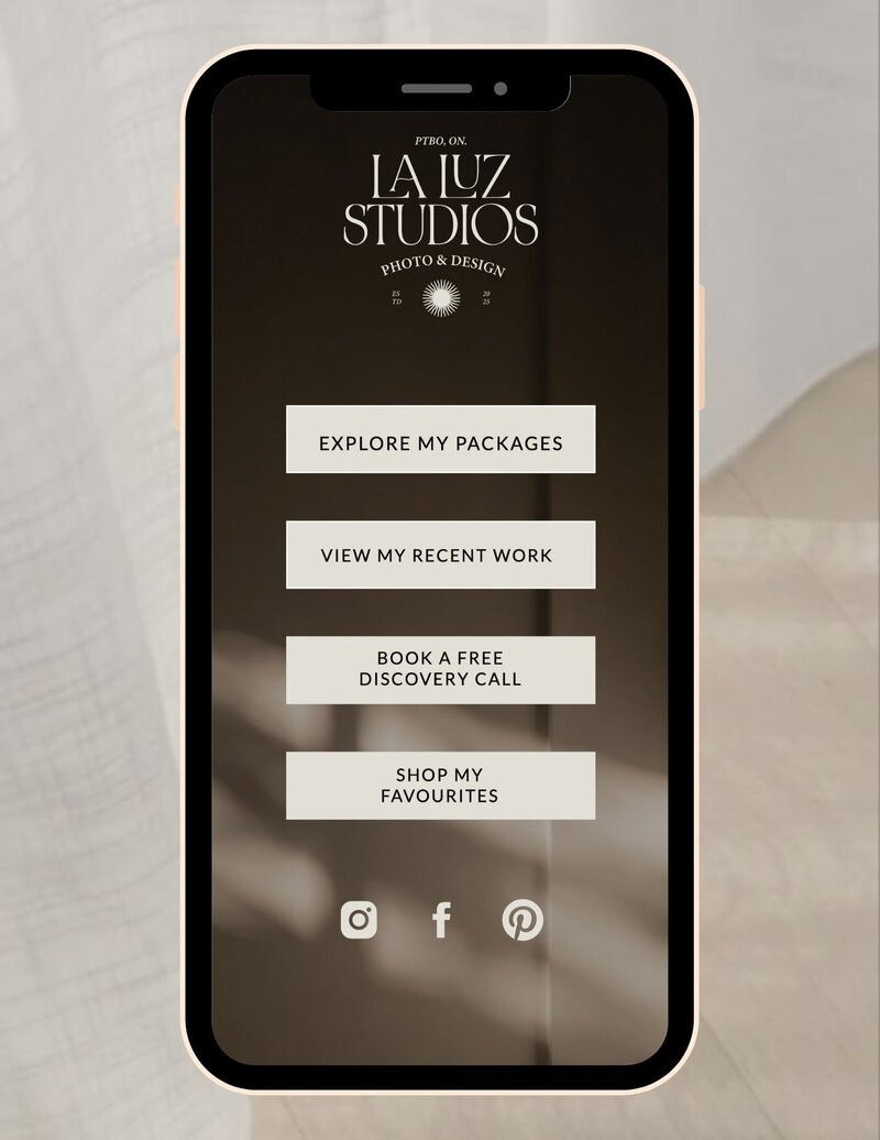 Iphone showing website mock up instead of using Linktree