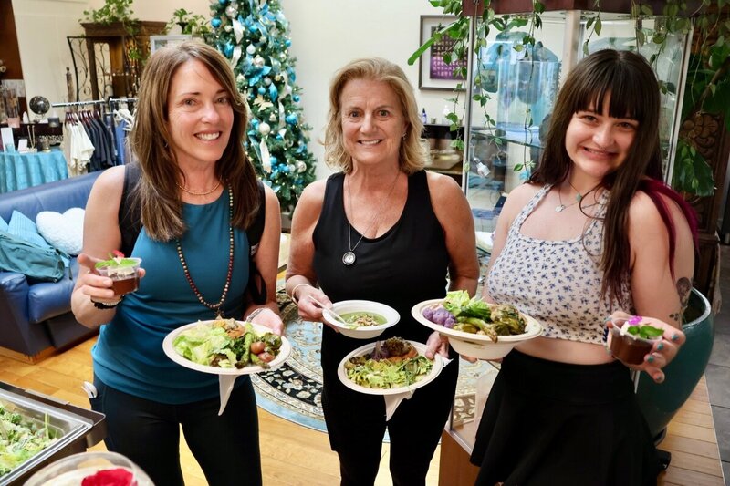 dana haines hosting soul retreat awaken the magic sedona arizona womens wellness and spiritual retreat (fire ceremonies, hiking vortexes, soundbaths, ancient ceremonies)