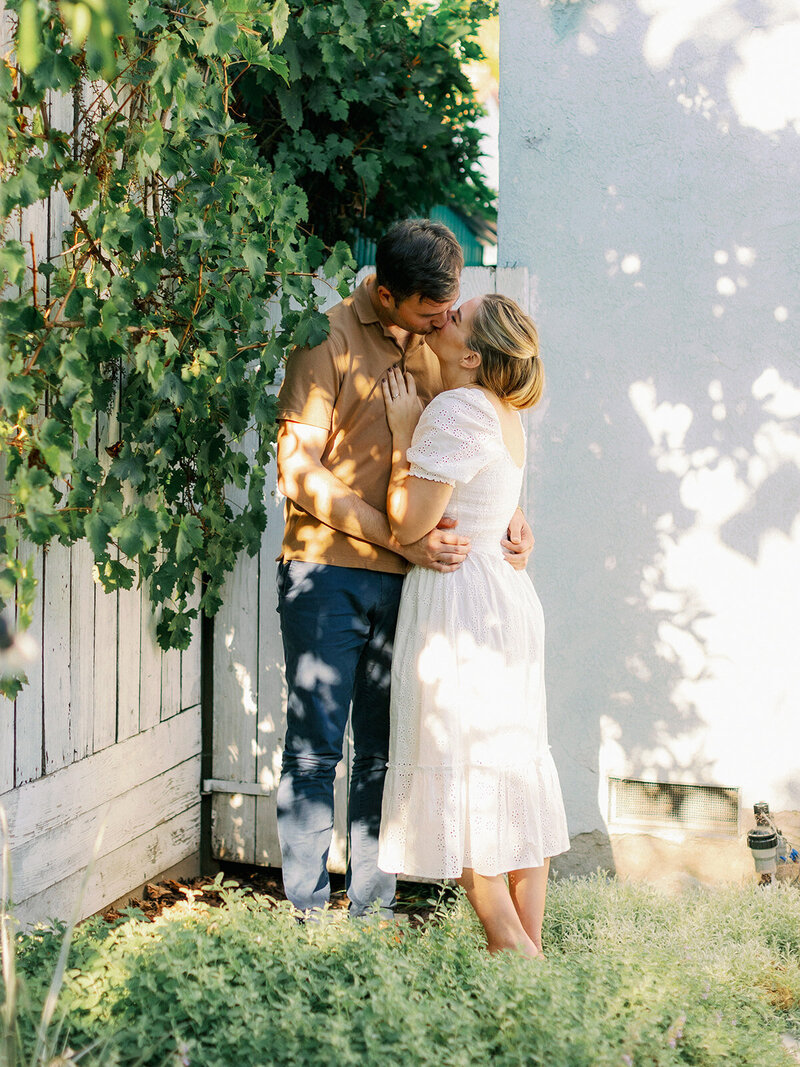 caitlin-alohilani-alexia-matt-backyard-engagement-los-angeles-136