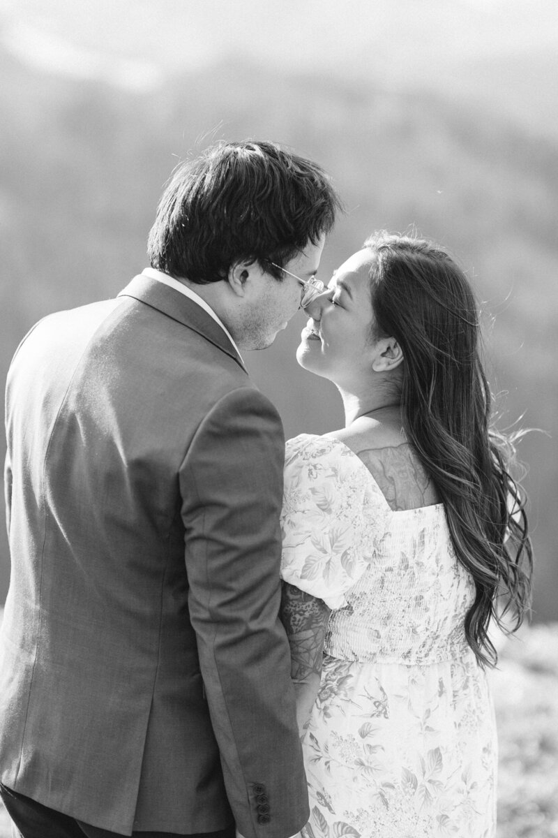 Summit-County-Colorado-Summer-Engagement-Photos-7