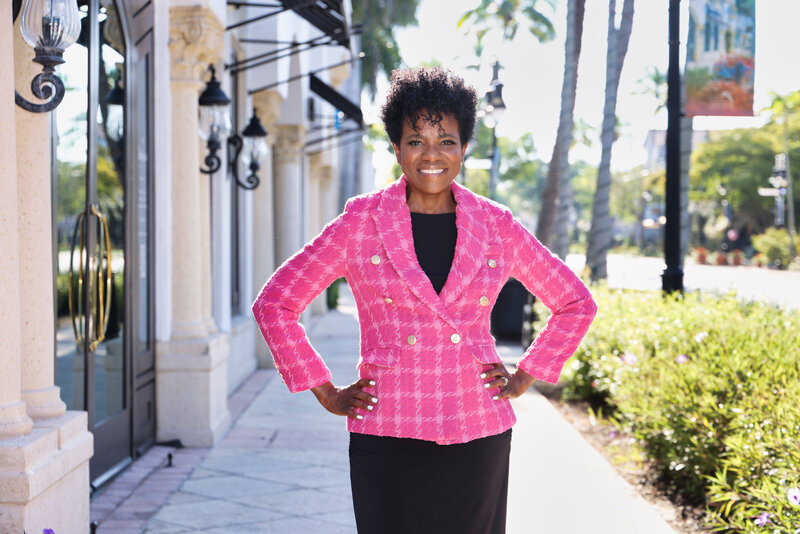 Stefania Pifferi - SHONTRA POWELL -16
