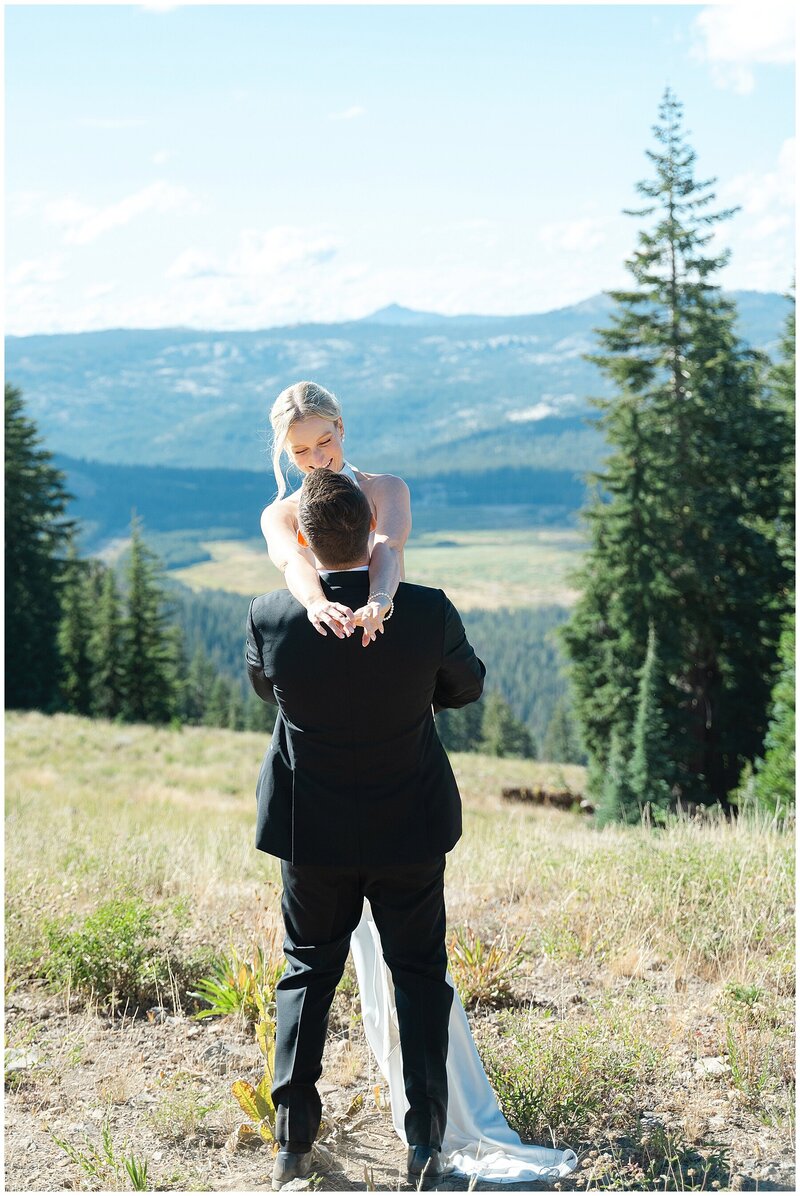 bride and bridesmaids in lake tahoe