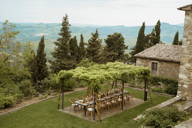 Monteverdi-Tuscany-welcome-dinner-wedding-photographer-159
