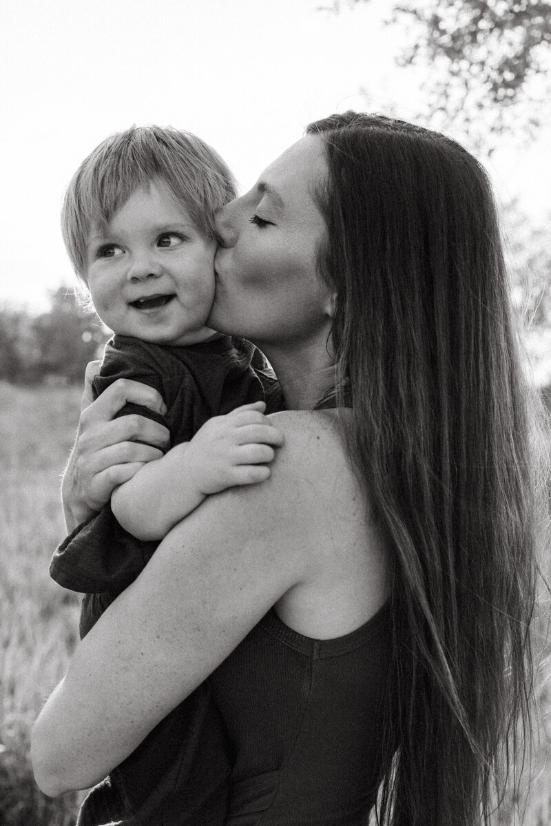 glen-ellyn-il-motherhood-photographer