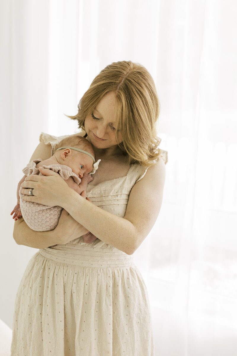 Hallie-Newborn-30