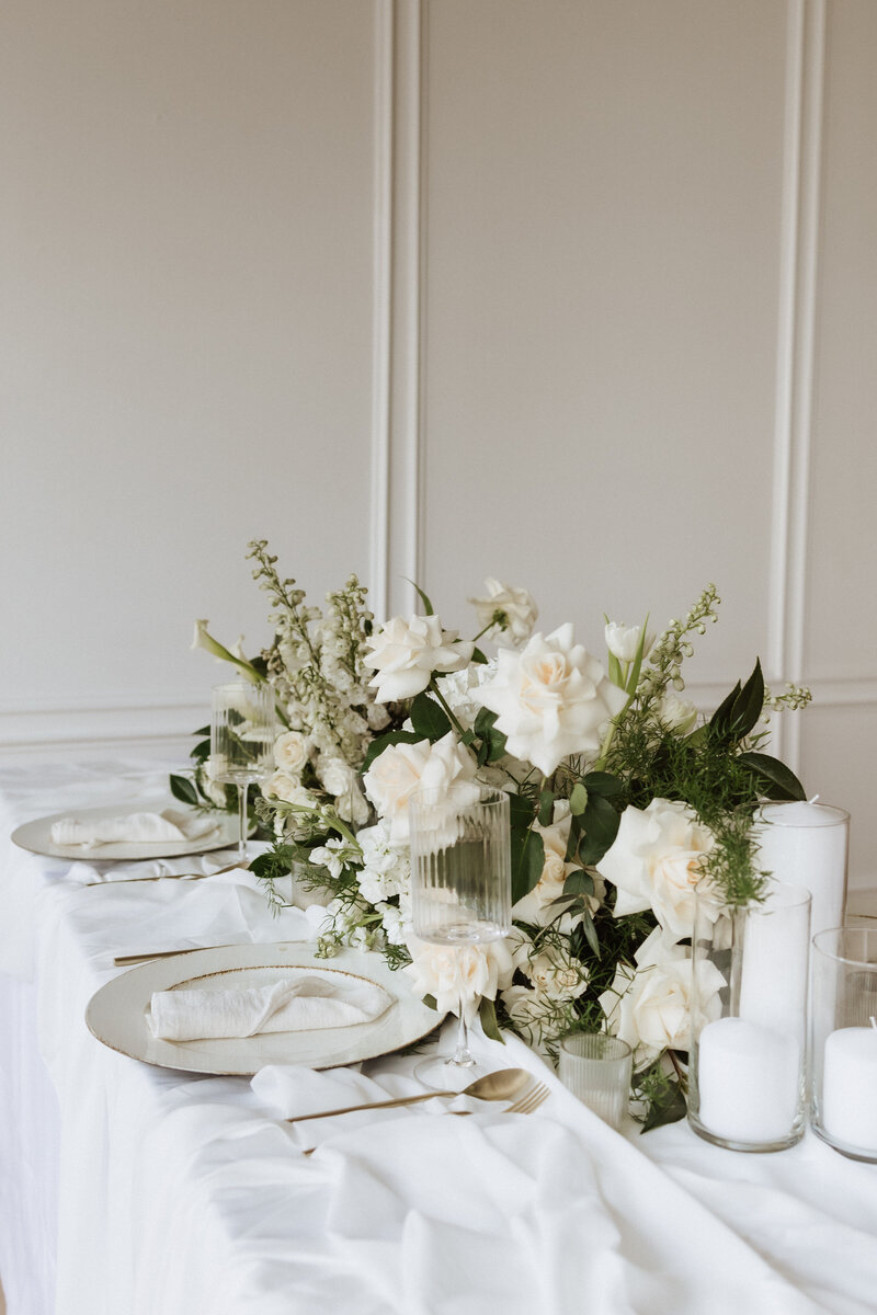 Unveiled is a wedding & event florist in North Texas