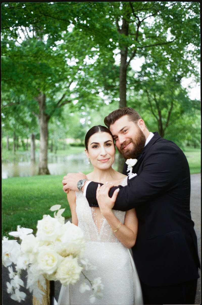 Cherokee-Dock-Nashville-Tennessee-35mm-Film-Wedding-Photographer-Bri-Nicole-Photo-Co-48