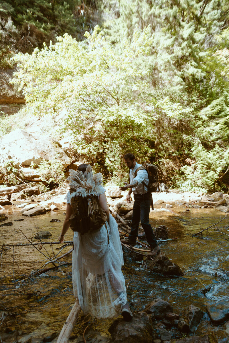 miners-falls-michigan-upper-peninsula-elopement-michigan-wedding-photographer-alisciamariephotography-4211