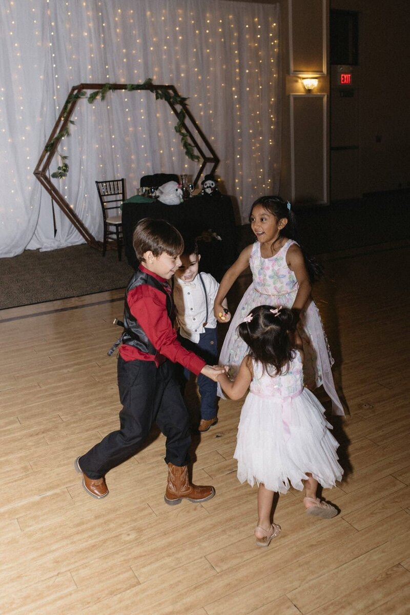 classic-and-documentary-style-wedding-photography-260