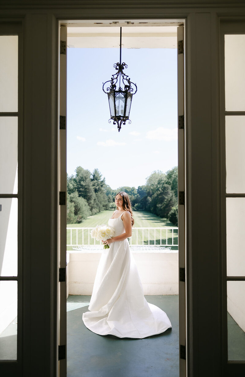 bride-balcony-wadsworth-mansion-ct
