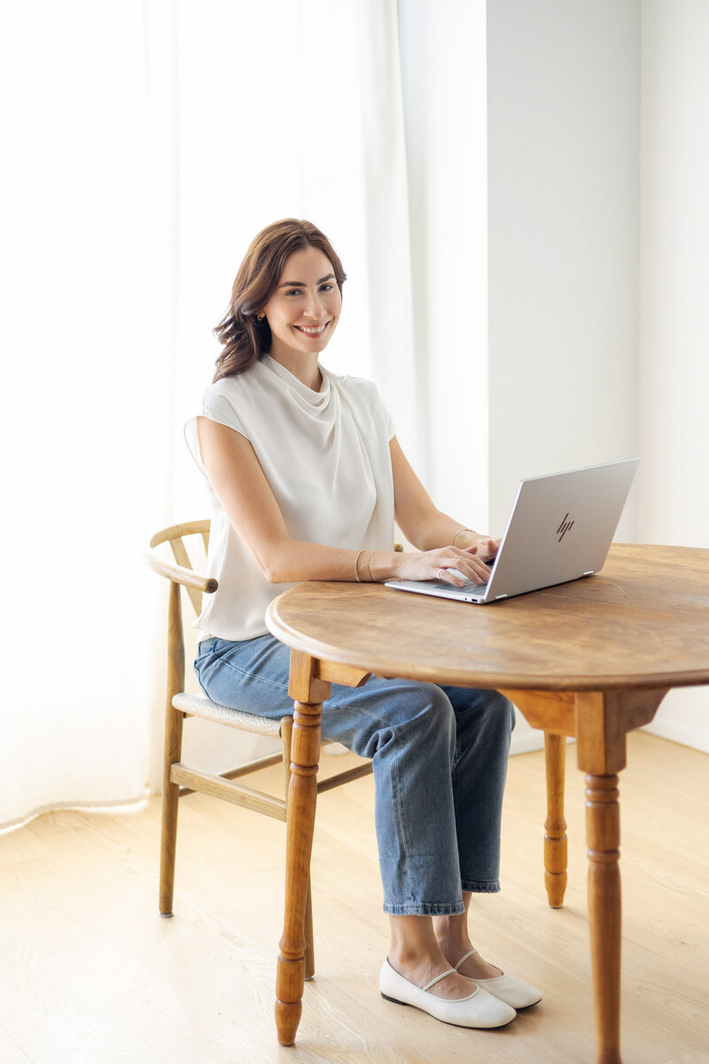 Financial advisor & CPA, Begum from Forecast CPA