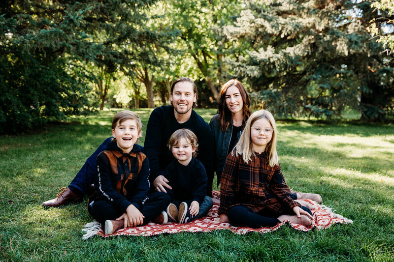 Calgary Family Photography - Love Family (6)