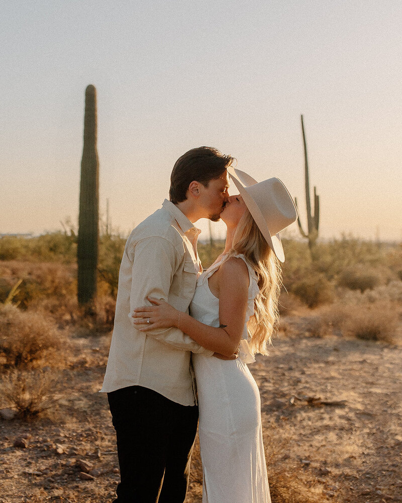 jami-oliver-engagement-session-taylorraephotofilm-119_websize