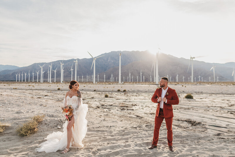 california elopement photographer specializing in all inclusive elopement in Palm Springs and Joshua Tree
