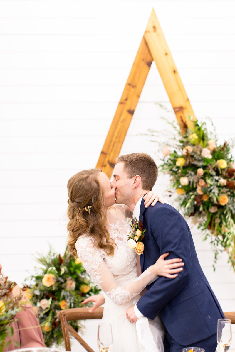 Emerald Pines Wedding - Sioux Falls Wedding Photographer - Madison & Dave - Highlights-180