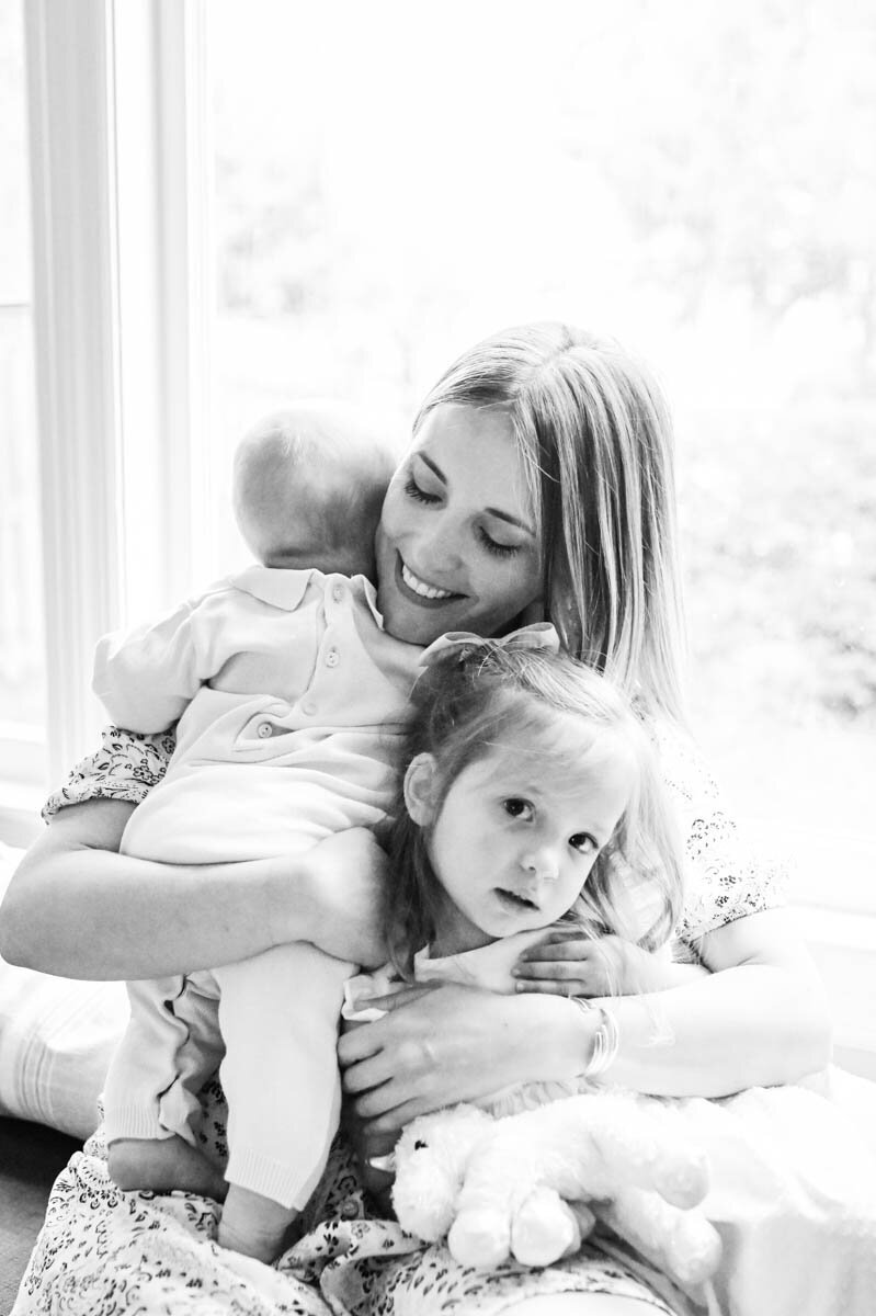 Vendetta-family-window-light-georgetown-dc