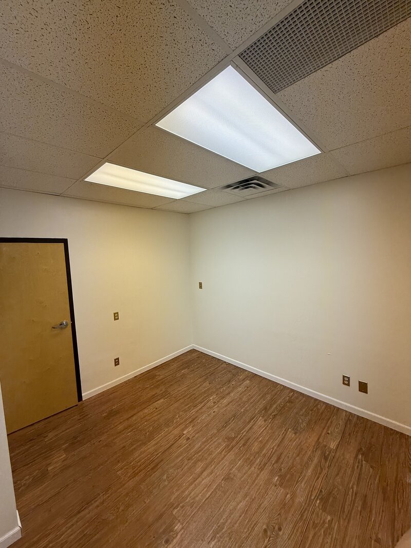 salon suite for rent in Avon, Indiana
