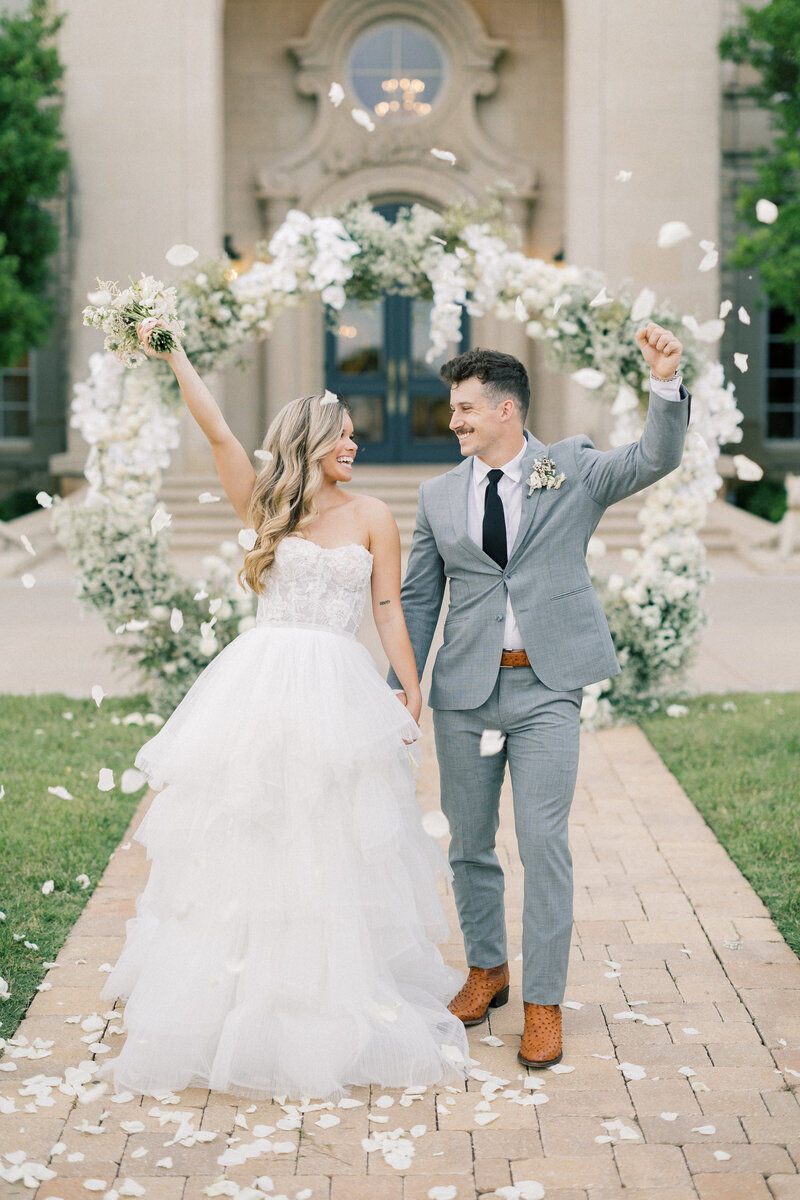 LivByGrace-Luxury-Destination-Wedding-Photographer-DFW-TheOlana-Ceremony&Reception-1