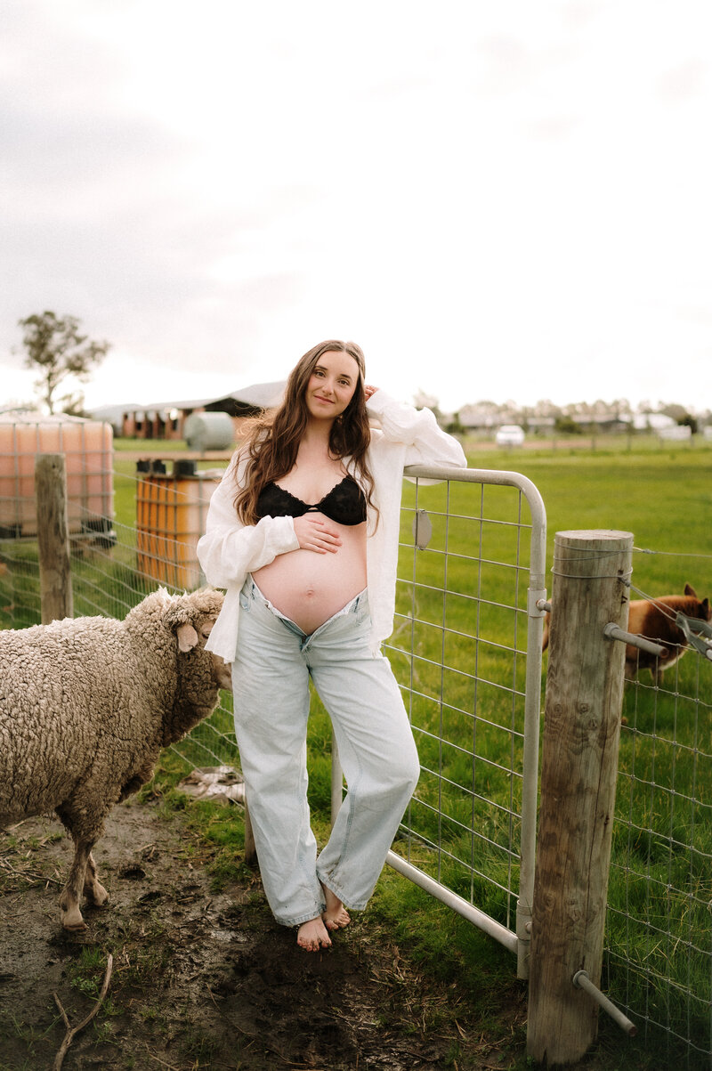 Candid pregnancy photo with relaxed posing

