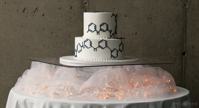 Denver-Colorado-Wedding-Vendor-Directory-Wedding-Cake-Baker-Azucar-Chemistry-Cake-2