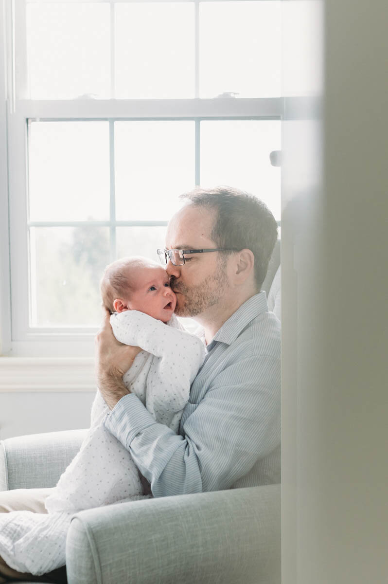 Nathan-newborn-father-and-baby-chevy-chase