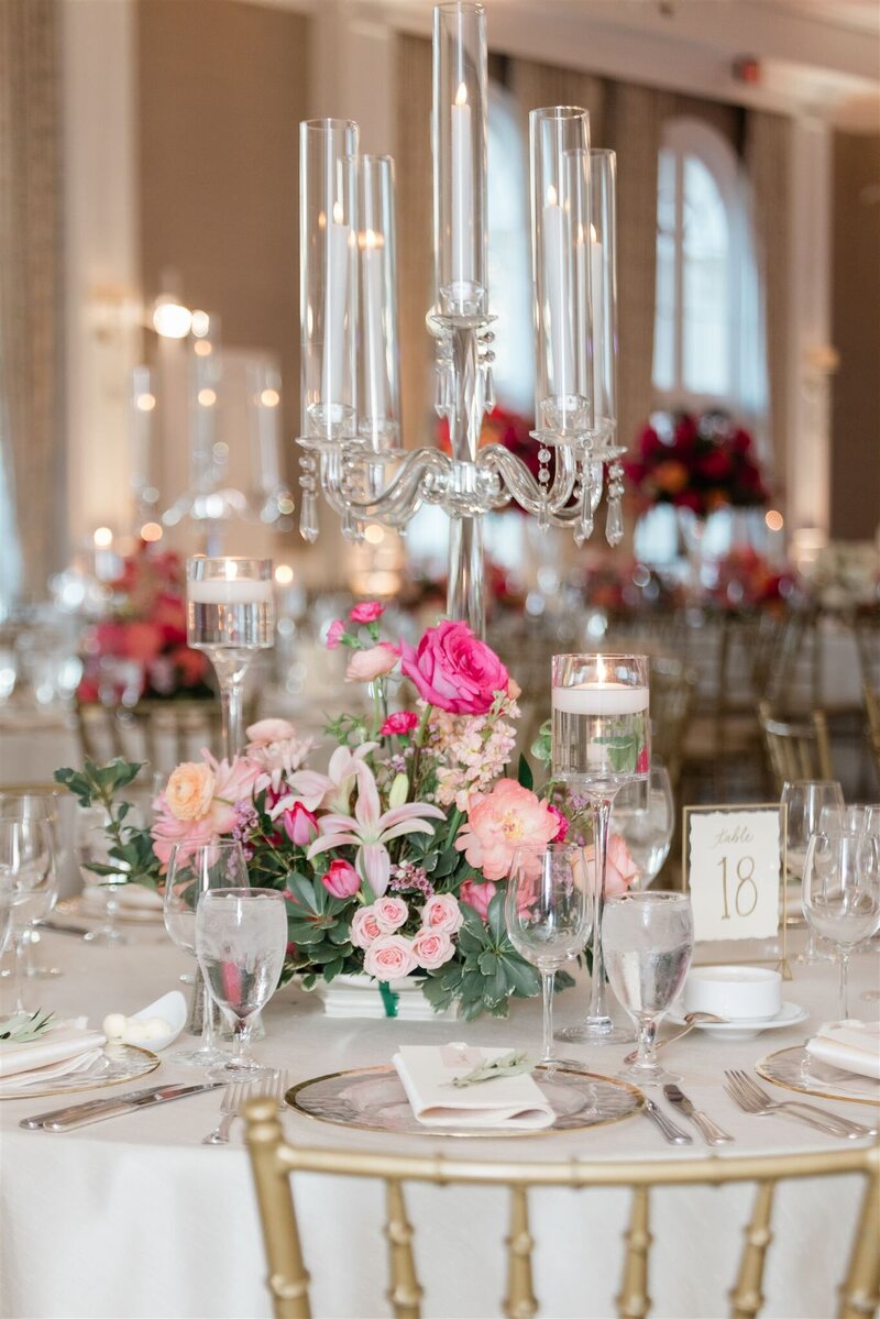 Wedding reception details at the country club of Orlando by orlando wedding photographer 