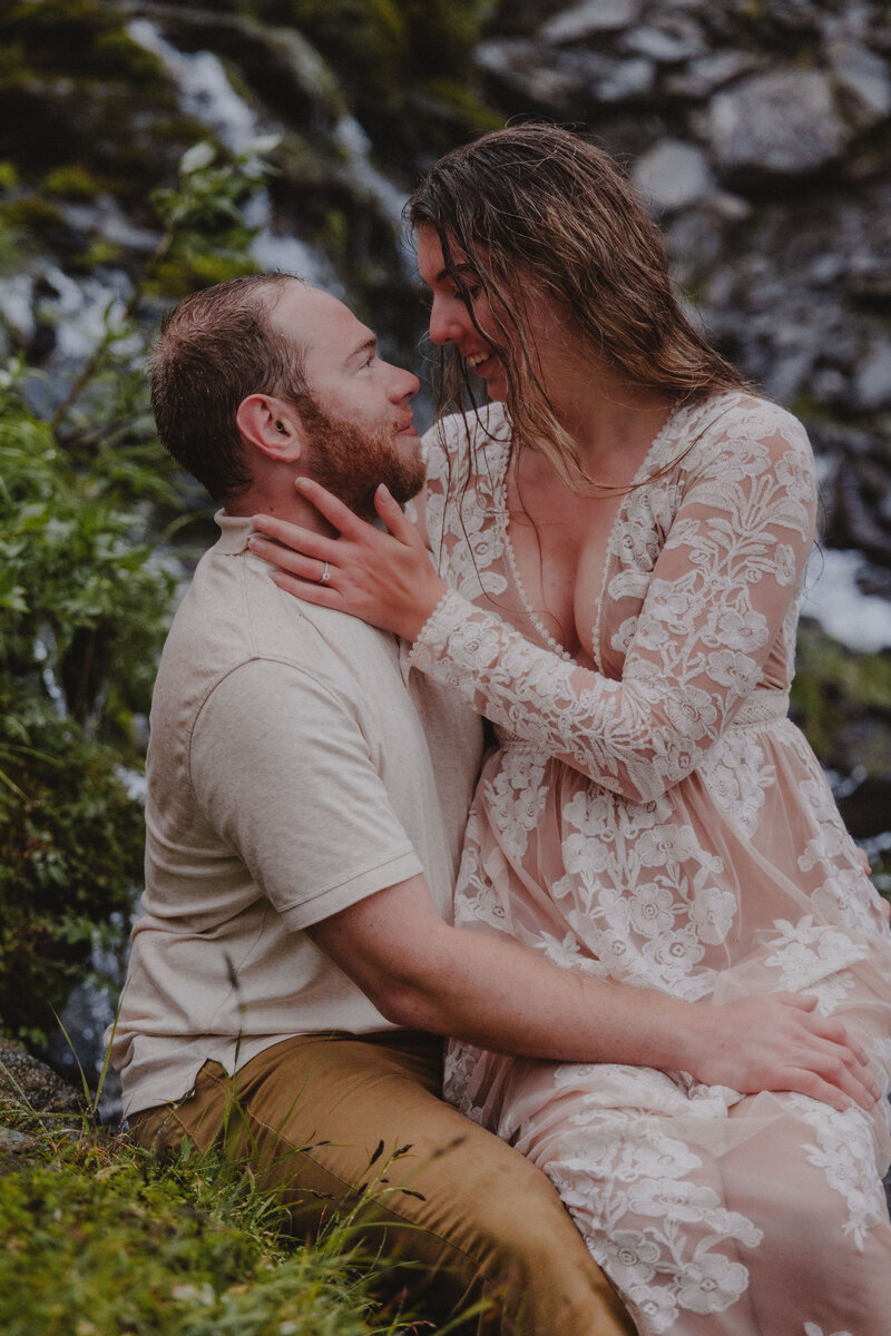 Alaska-Hatcher-Pass-Waterfall-Engagement-T&E_155