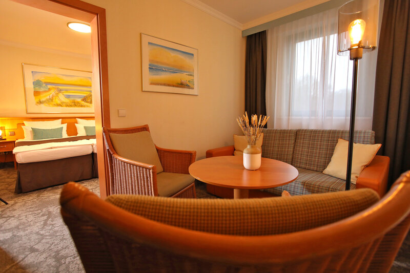 Wohnbereich einer Juniorsuite im Hotel Bernstein.