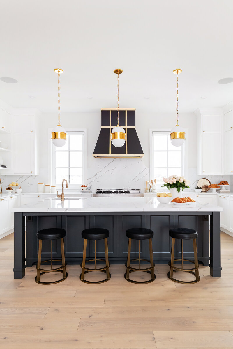 Classic Elegance043 - 2023 - Maison Design Build